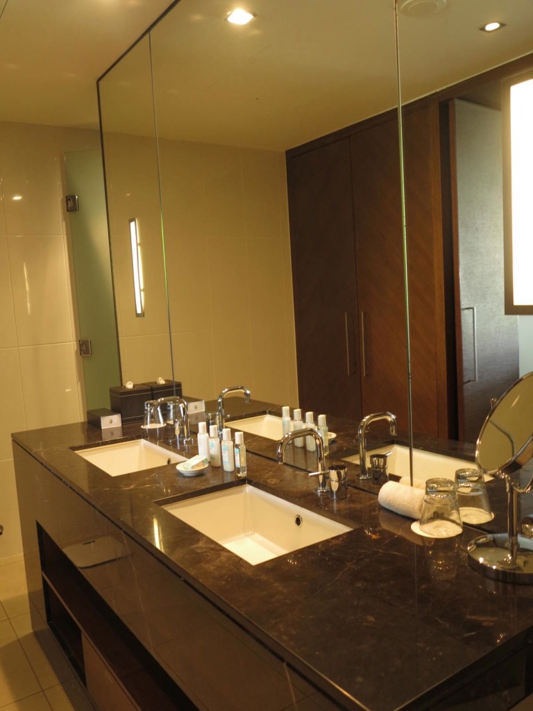 intercontinental fiji review