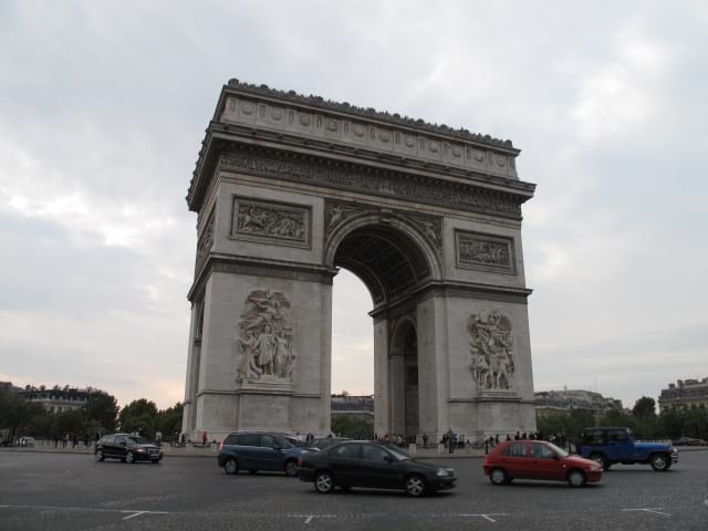 24 Hours in Paris